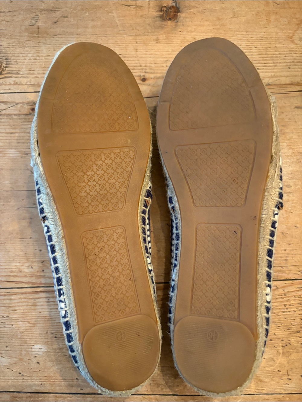 Tory Burch ‘Shaw’ Canvas and Jute Fray edge Logo Espadrille Flats Navy Cream - Picture 7 of 10